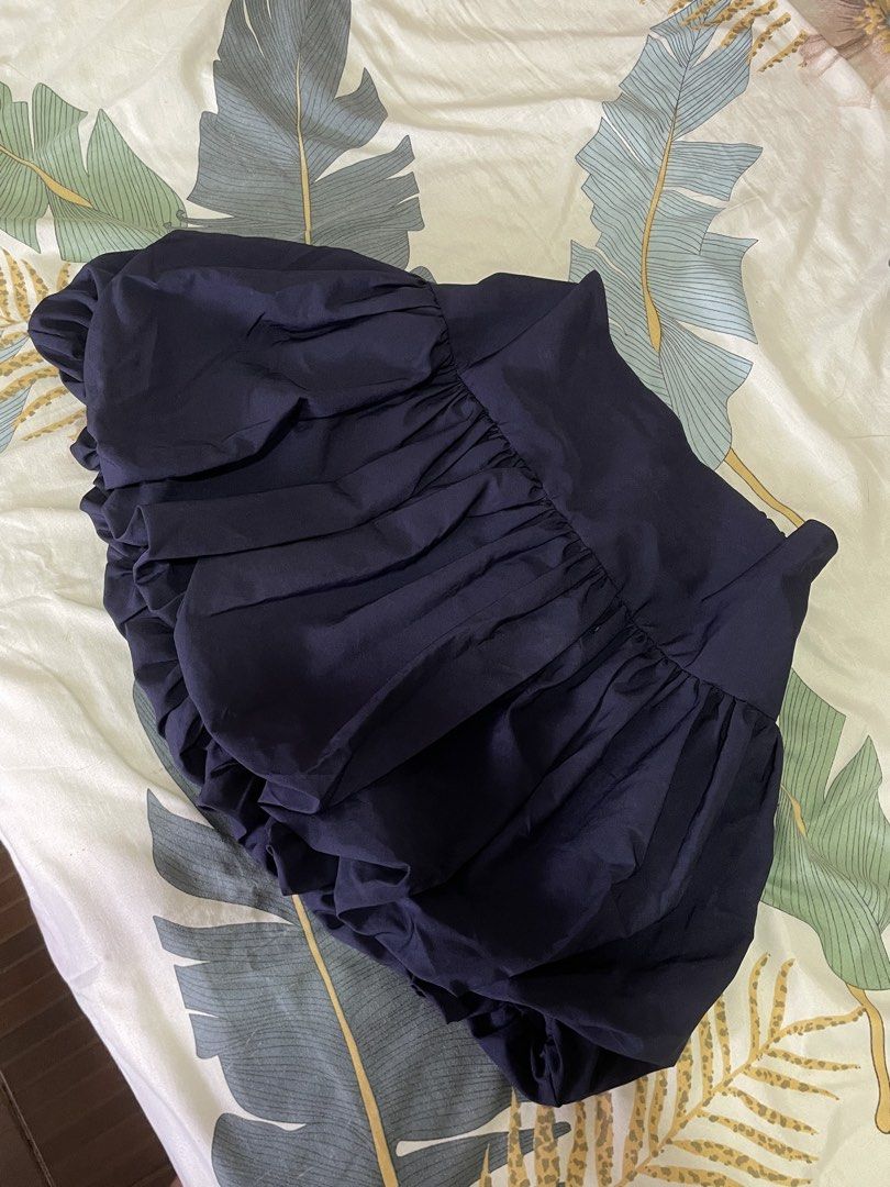 Blue Puff Bubble Skirt (Category: Skirts) located in Taytay. Submitted by sandgraffiti (Listing ID 1469593048, Image 2). Description: high waist bubble skirt with elastic back puffy silhouette, voluminous pleats lightweight and easy to style.