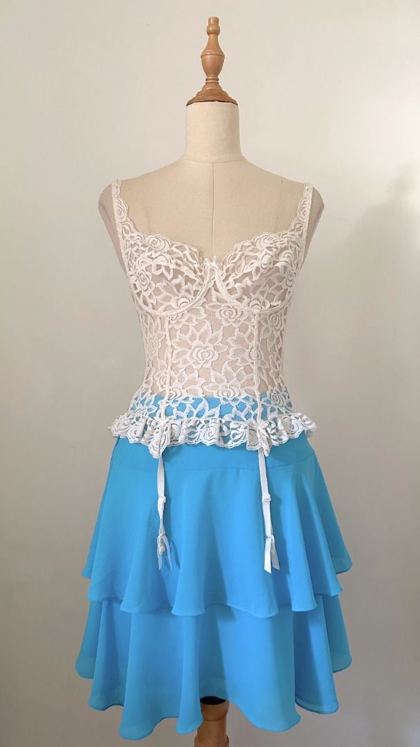 blue tier midi skirt (Category: Skirts) located in Taguig. Submitted by esquepade (Listing ID 1469729440, Image 1). Description: size — small to medium waist: 26"-27" length: 18" details — • chiffon fabric • double-lined • zipper closure.