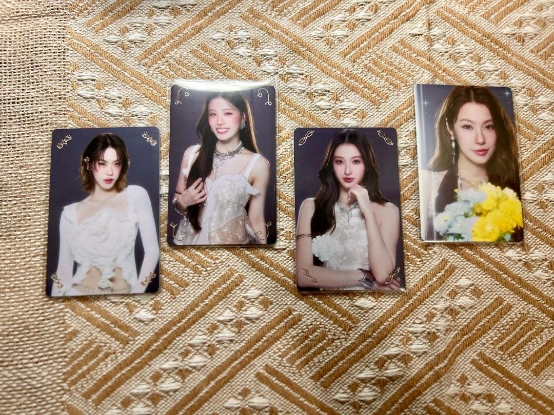 Blush Blossom Midnight Bloom (Category: K-Wave Merchandise) located in Muntinlupa City. Submitted by shunlie (Listing ID 1469719289, Image 1). Description: 130 - Namtan & Emi 100 - View & Fond Can do meet up if around Muntinlupa City or San Pedro SDD and JNT must be paid by the buyer.