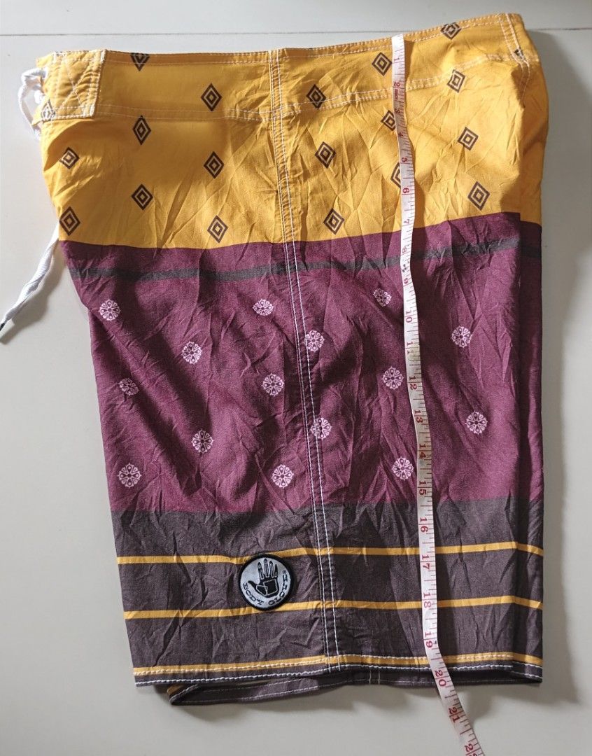 Body glove board short (Category: Swim Trunks & Board Shorts) located in Naga. Submitted by otaydenyoks (Listing ID 1469757633, Image 2). Description: .