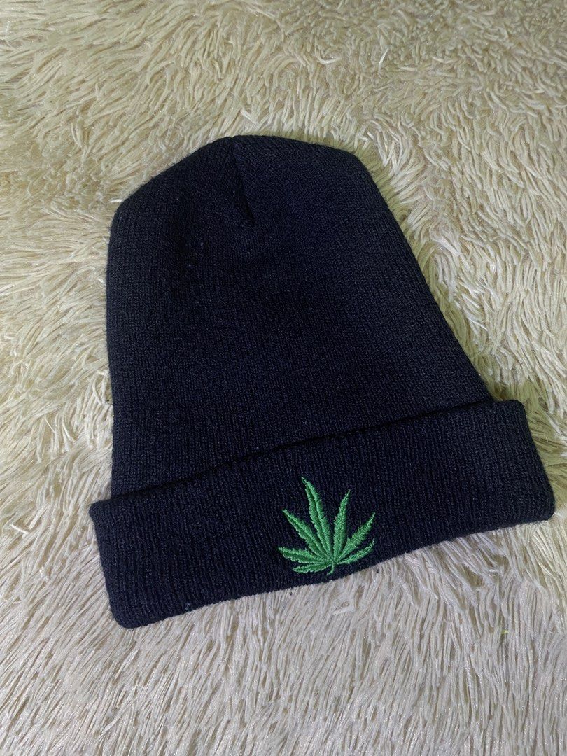 Bonnet (Category: Hats & Beanies) located in Baguio. Submitted by kurtandrie (Listing ID 1469679471, Image 3). Description: Bonnet mine:80 💵+sf 📍Baguio 📌 color may vary due to lighting 📌 all items are thrifted/ pre loved pls manage your expectation.