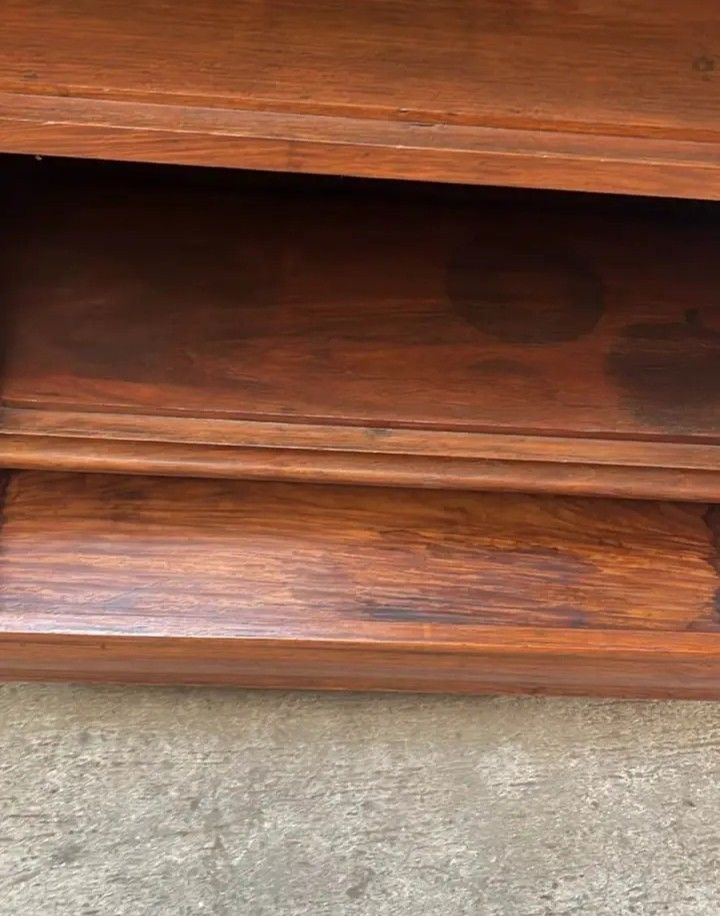 Book shlevee Open type 4layers (Category: Shelves, Cabinets & Racks) located in Manila. Submitted by carmelites36250 (Listing ID 1469595497, Image 3). Description: #forsale Open shelves 4layers ❤❤❤ Solid narra wood 🎯 Fully refurbish/ full varnish deliver🎯✅ Price -14, 500 Pm me ☎☎☎☎.
