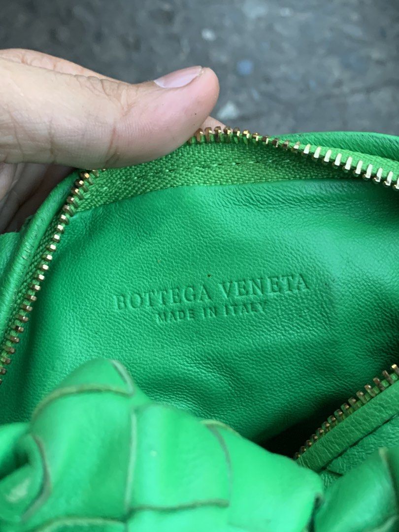 Bottega Veneta Mini Jodie Bag (Category: Luxury Bags & Wallets) located in Zamboanga. Submitted by totsthrifted (Listing ID 1469595241, Image 2). Description: GOOD CONDITION VERY PRESENTABLE ISSUE NASA LAST 2 PICTURE 9.8/10 2,500 or best offer Pm📩.