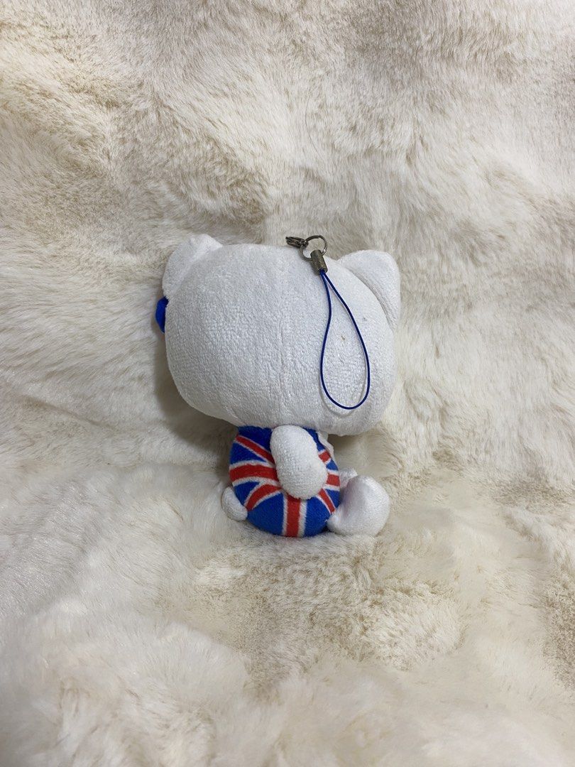 British Hello Kitty plush charm (Category: Plushies & Soft Toys) located in Kalibo. Submitted by ollie_stuffshop (Listing ID 1469669165, Image 2). Description: Before you send your inquiries: ❗️Last Price is already posted ❗️Manage your expectations, WYSIWYG ❗️May need washing ❗️Dropoff is every Wednesday & Sunday.