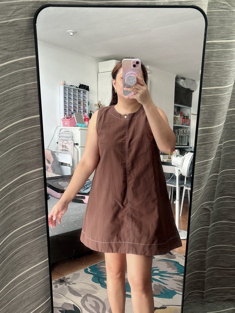 Brown dress (Category: Dresses) located in Manila. Submitted by cappadociadream (Listing ID 1469651690, Image 1). Description: .