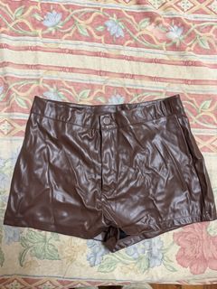 (Category: ) located in . Submitted by tltdeclutters (Listing ID 1469738432, Image 1). Description: .