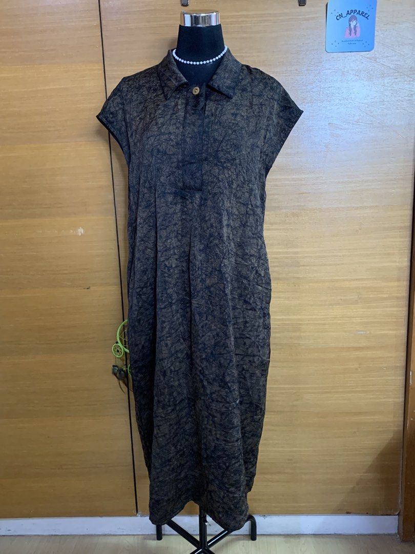 Brown vintage dress (Category: Dresses) located in Malabon City. Submitted by Cn_apparel (Listing ID 1469682695, Image 1). Description: M-L.