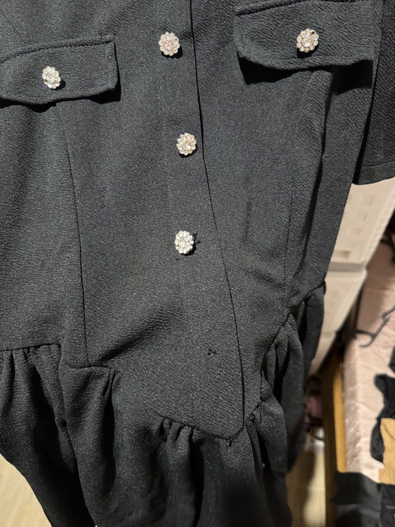 BSCO Dress with shorts (Category: Dresses) located in Manila. Submitted by bln.preloved (Listing ID 1469719560, Image 3). Description: Small With missing button.