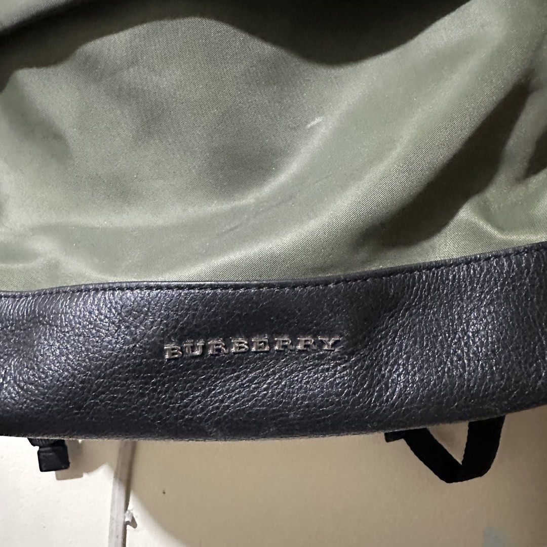 Burberry Bagpack (Category: Backpacks) located in Baguio. Submitted by dsabelg (Listing ID 1469712886, Image 2). Description: .