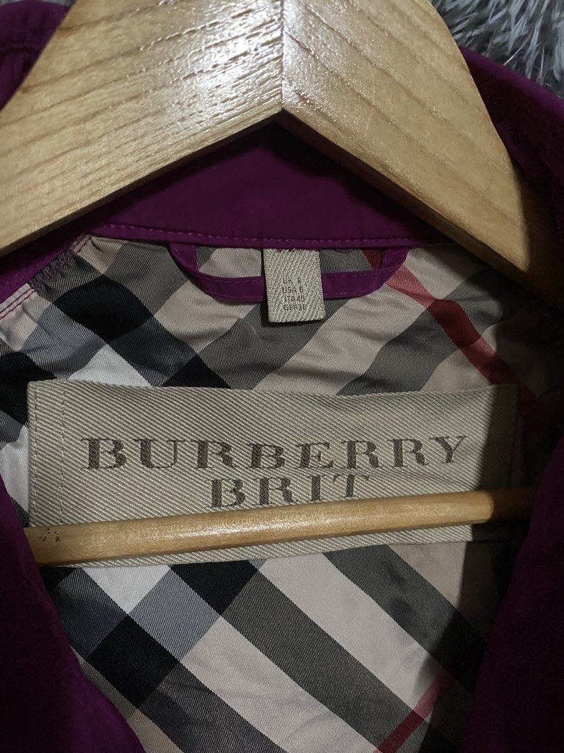 BURBERRY BRIT COAT WITH HOOD (Category: Coats, Jackets and Outerwear) located in Cavite. Submitted by lwrnc.444 (Listing ID 1469611166, Image 3). Description: BURBERRY BRIT COAT WITH HOOD COMPLETE TAGS GOOD CONDITION 🏷️979 FREE SHIPPING DIMES WIDTH 17 LENGTH 25.5 DASMARIÑAS CAVITE LOC .