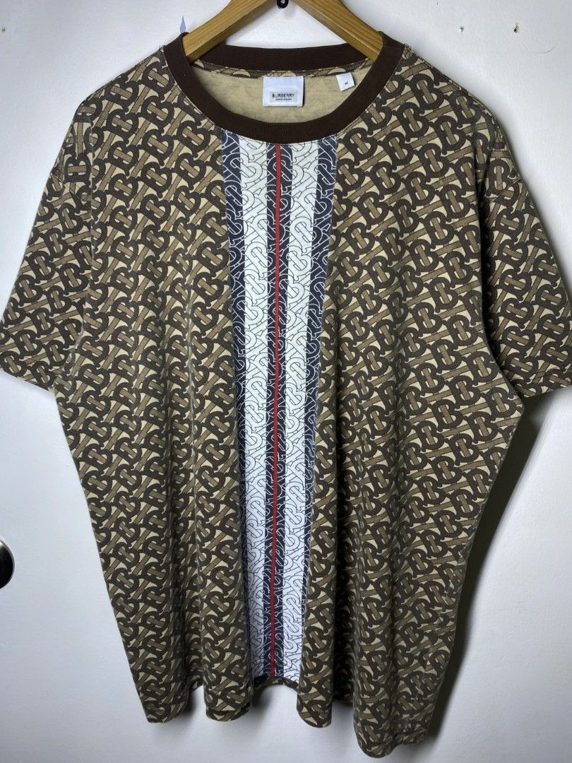 BURBERRY MONOGRAM STRIPE SHIRT (Category: Formal Shirts) located in Manila. Submitted by lunaras_declutter (Listing ID 1469674054, Image 3). Description: EXCELLENT CONDITION 9.7 COLOR RATE NO ISSUE MEDIUM OVERSIZE.