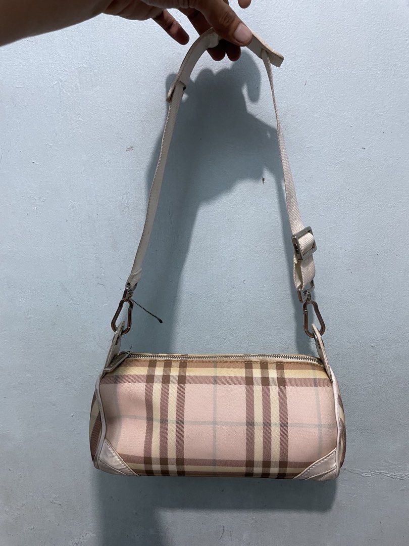 BURBERRY PINK NOVA CHECK BARREL (Category: Luxury Bags & Wallets) located in Manila. Submitted by good2thrift (Listing ID 1469684990, Image 2). Description: BURBERRY PINK NOVA CHECK BARREL BAG SIZE SMALL CONDITON GOOD ALL DETAILS POSTED DM TO PURCHASE.