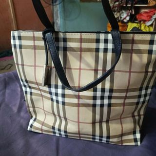 (Category: ) located in . Submitted by jiachloeyana (Listing ID 1469678490, Image 1). Description: .