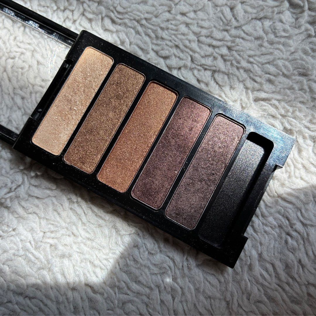 BYS Eyeshadow Palette in Natural Delight (Category: Makeup) located in Manila. Submitted by gabasta998 (Listing ID 1469615851, Image 2). Description: 70% full.