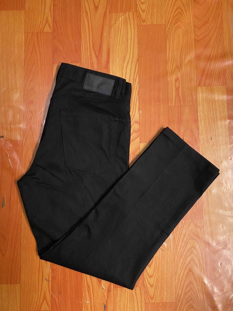 Calvin Klein Jeans (Category: Jeans) located in Cebu City. Submitted by jerianix (Listing ID 1469702539, Image 3). Description: Calvin Klein Jeans Slim straight / stretchable W 33 L 39.5 Excellent condition No issues .