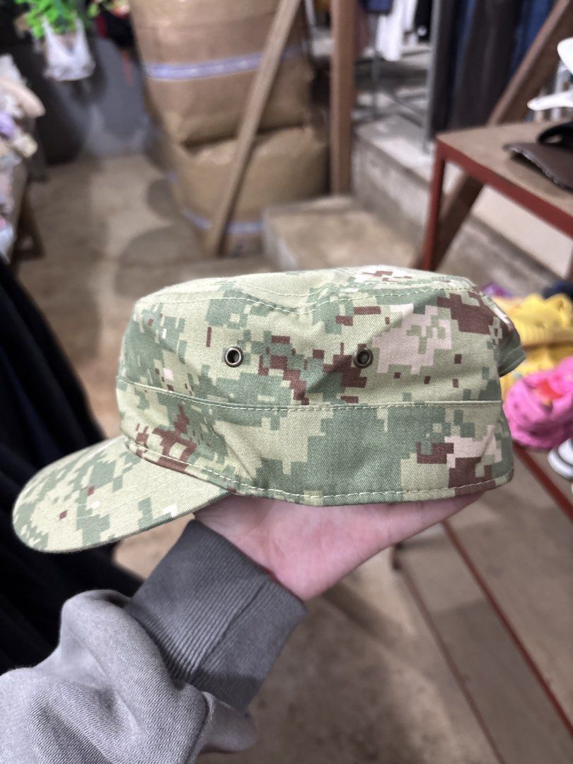 Camouflage Patrol Cap (Category: Caps & Hats) located in Puerto Princesa. Submitted by 18arc (Listing ID 1469729939, Image 2). Description: .