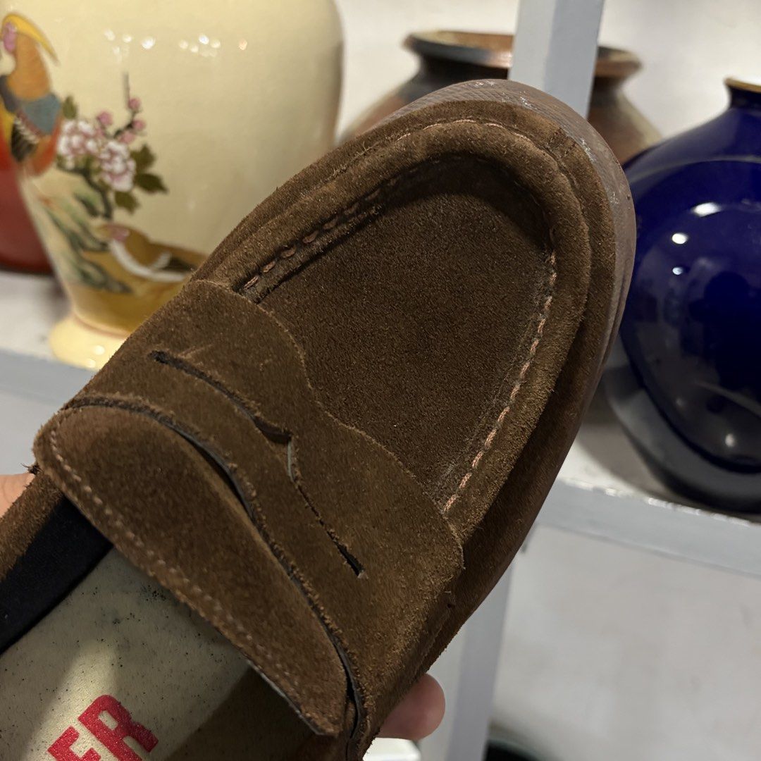 Camper Junction Brown Nubuck Moccasin (Category: Casual Shoes) located in Talisay. Submitted by re_sell01 (Listing ID 1469594540, Image 2). Description: Camper Junction Brown Nubuck Moccasin Size 40 Color: Brown Excellent Condition.