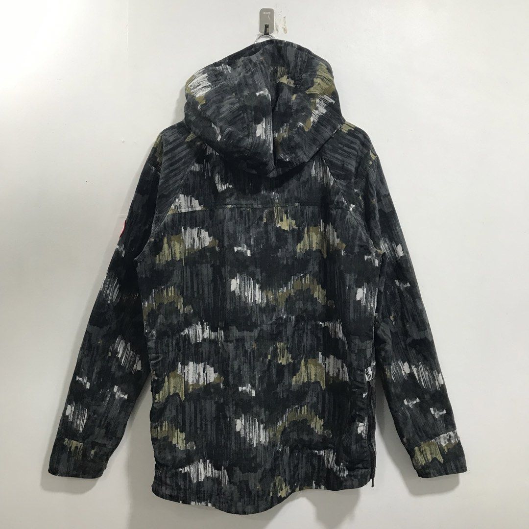 CANADA GOOSE (Category: Luxury Apparel) located in Ozamiz City. Submitted by ClassicDrip (Listing ID 1469698345, Image 2). Description: CANADA GOOSE JACKET NOCTURNE BRUSH CAMO PRINT -AUTHENTIC / LEGIT 💯 -SIZE XL ON TAG -25 WIDTH X 31 LENGTH -IN SUCH AN EXCELLENT CONDITION -SUPER SOLID IN PERSON .