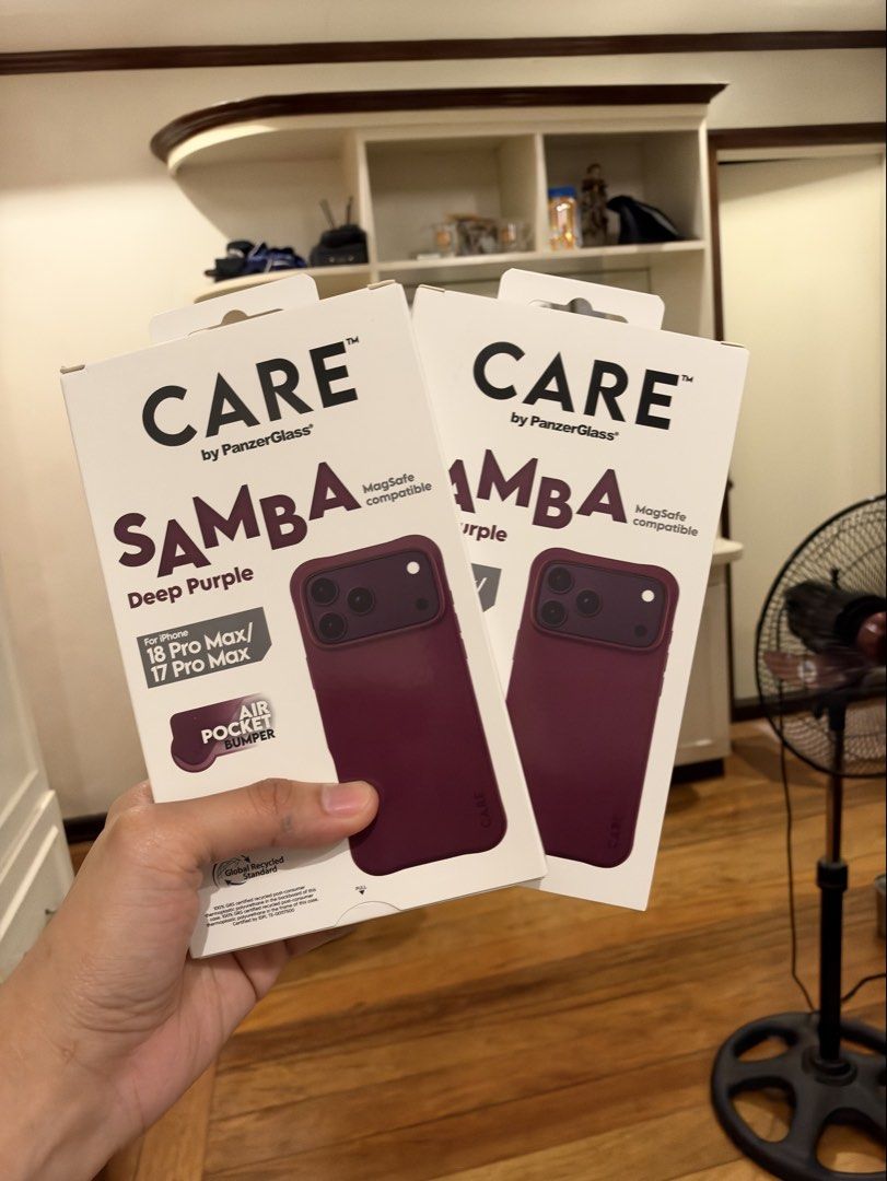 Care case freebie from apple (Category: Cases & Sleeves) located in Manila. Submitted by supremeloved (Listing ID 1469645332, Image 1). Description: 2 pcs available Loc las pinas .