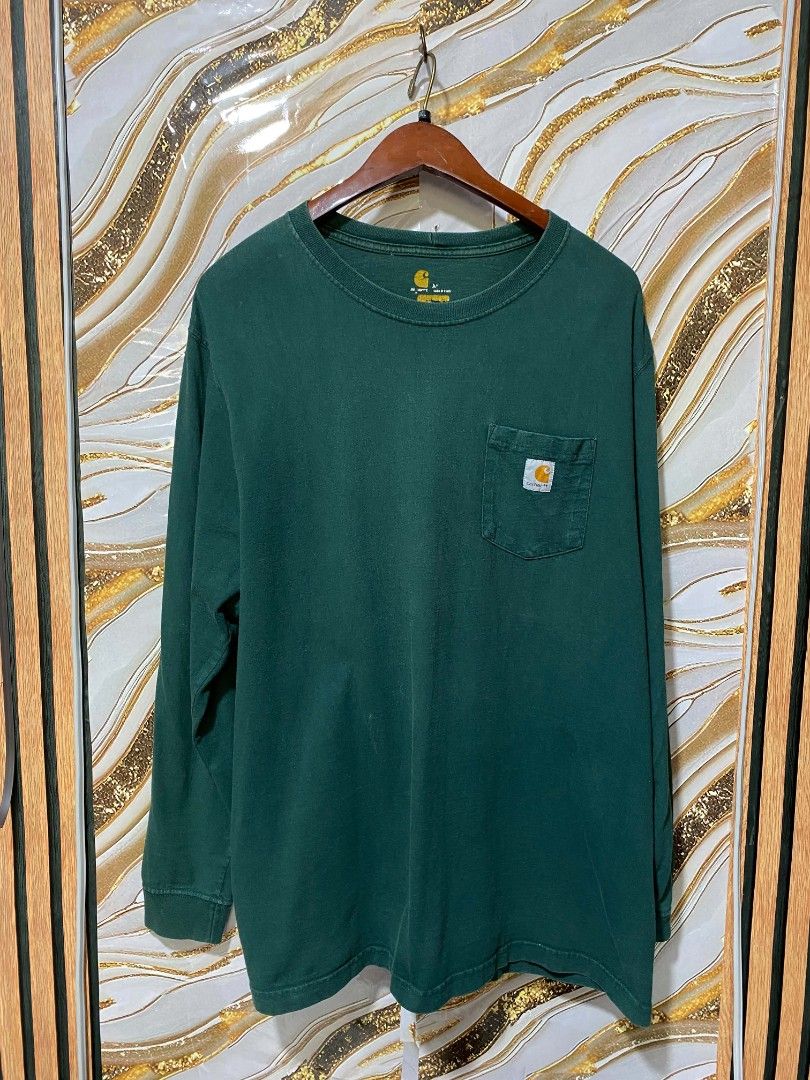 Carhartt K126 (Category: Formal Shirts) located in Manila. Submitted by mcqynnthyrift (Listing ID 1469614194, Image 1). Description: Carhartt K126 XL on tag dimes: 24x32 Excellent Condition.