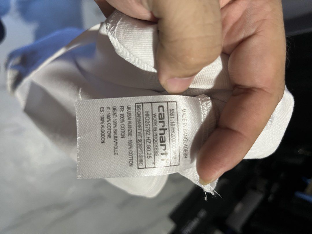 Carhartt Work in Progress Script T-Shirt White XL (Category: Tshirts & Polo Shirts ) located in Cavite. Submitted by christianzuuu (Listing ID 1469739896, Image 2). Description: - Brand: Carhartt WIP - Item: Script T-Shirt - Color: White with bold black chest lettering - Size: XL - Material: 100% cotton (Made in Bangladesh) - Condition: Brand new, unworn with original tags attached.