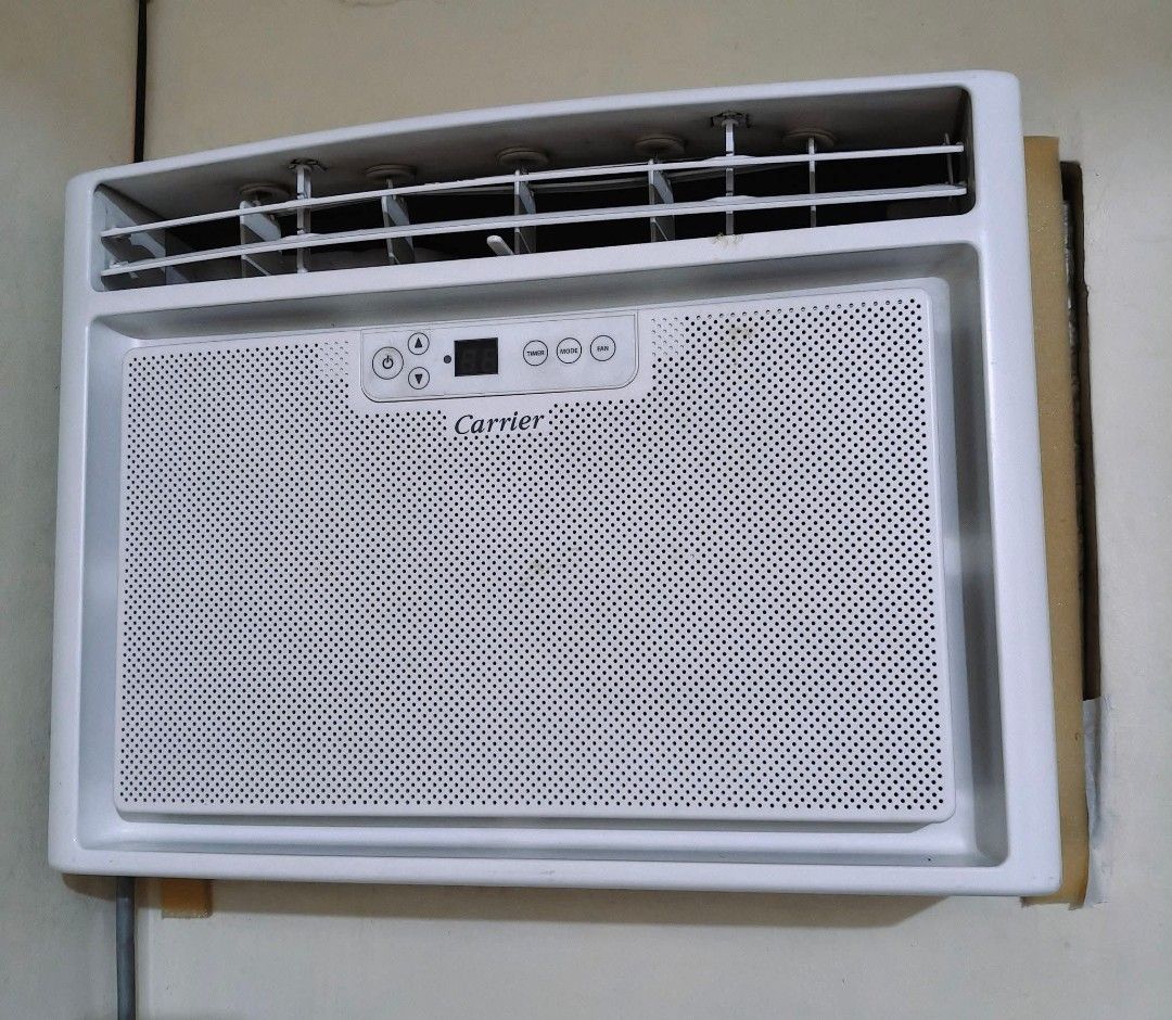 Carrier aircon 1HP non inverter (Category: Air Conditioning and Heating) located in Manila. Submitted by miamore26 (Listing ID 1469668168, Image 1). Description: never narepair 3yrs used ready to pickup na tayuman tondo loc slight nego rfs nakabuy na inverter.
