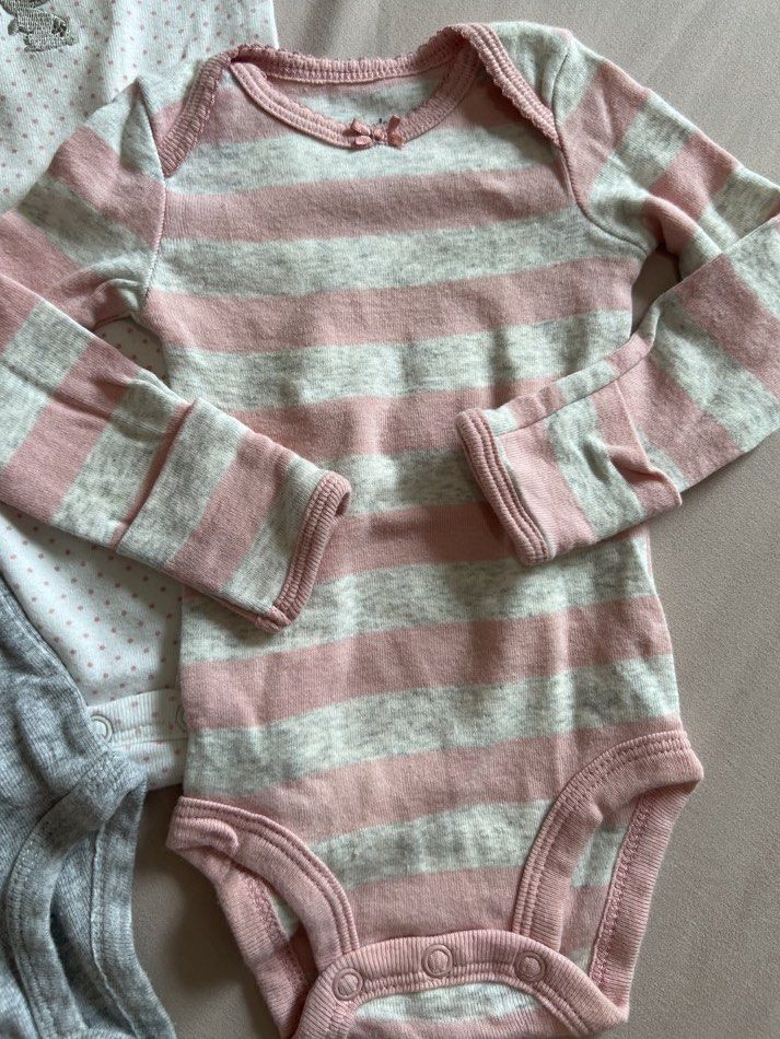 Carters butterfly & bunny onesie set (Category: Babies & Kids Fashion) located in Quezon City. Submitted by declutter.qc (Listing ID 1469588953, Image 3). Description: 2 NB & 1 3M.