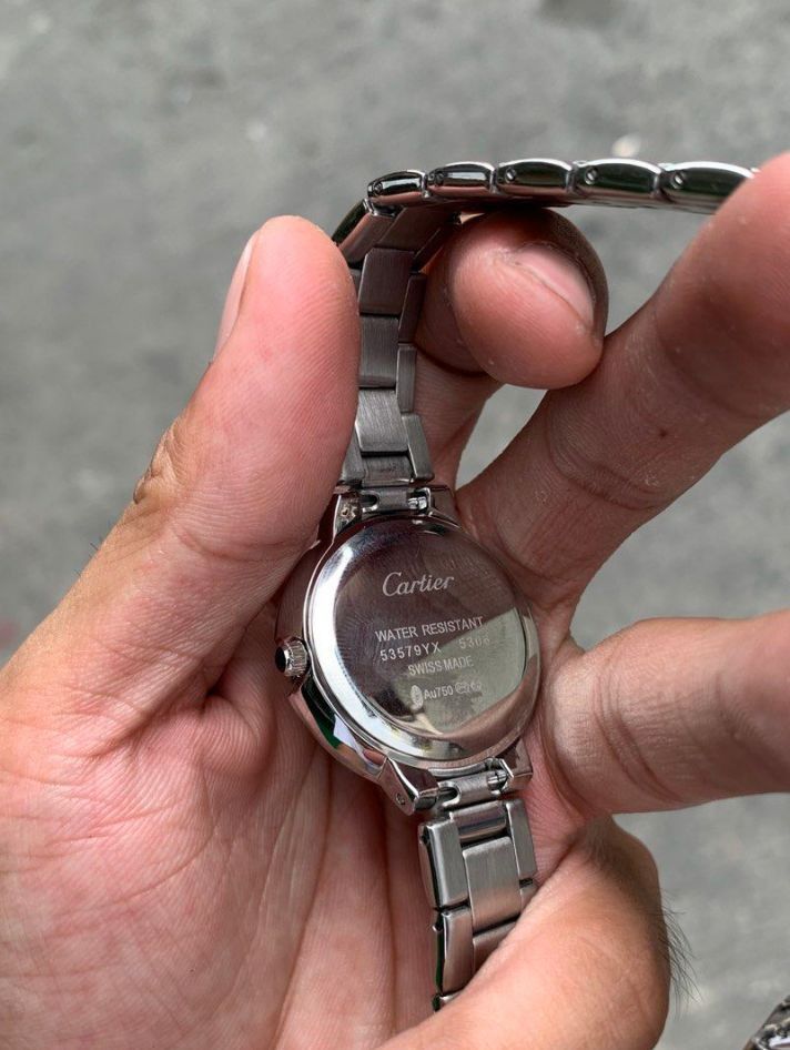Cartier Bleu Balloon (Category: Luxury Watches) located in Caloocan City. Submitted by jayjayb1738 (Listing ID 1469758375, Image 3). Description: .