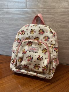（分類：）位於 。 由 mymy_stuff 提交（商品編號 1469660581，圖片 1）。簡介： 。