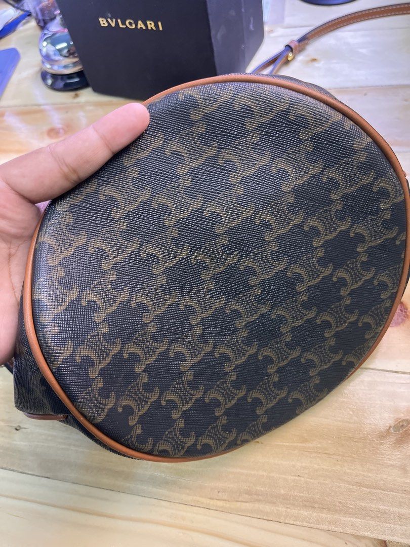 Celine bucket sling (Category: Luxury Bags & Wallets) located in Cagayan de Oro. Submitted by prelovedukayukaybags_cdo (Listing ID 1469620065, Image 2). Description: .