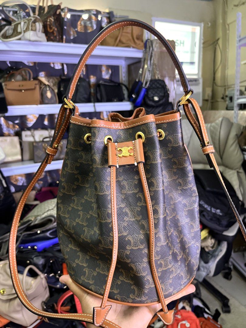 Celine bucket sling (Category: Luxury Bags & Wallets) located in Cagayan de Oro. Submitted by prelovedukayukaybags_cdo (Listing ID 1469620065, Image 1). Description: .