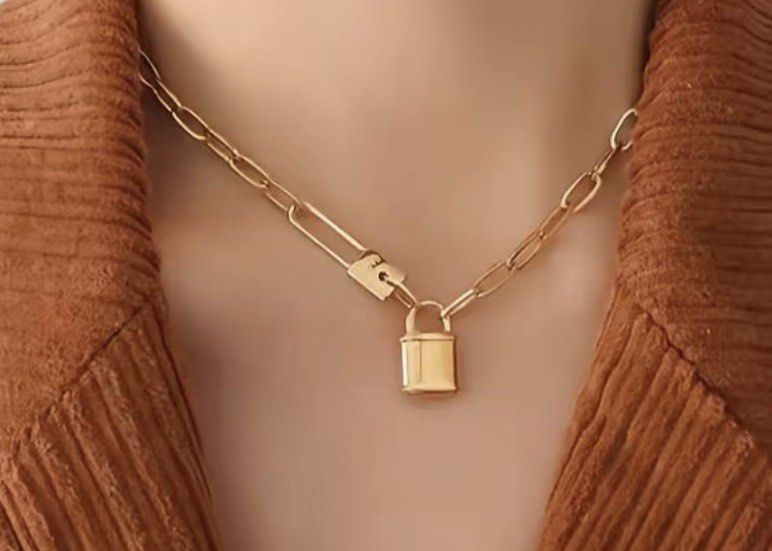 Chain necklace with lock non tarnish (Category: Necklaces) located in Manila. Submitted by vintageaccessories (Listing ID 1469583578, Image 3). Description: .