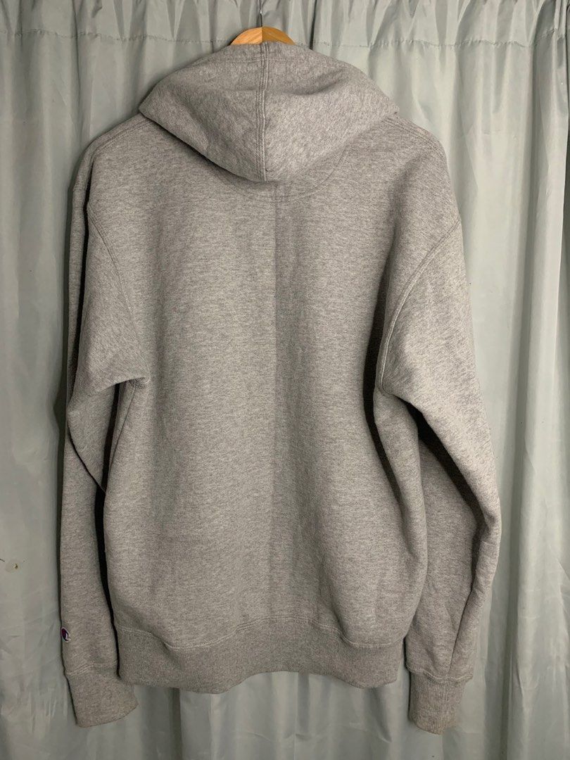 Champion (Category: Coats, Jackets and Outerwear) located in Cabuyao City. Submitted by marcmateo112625 (Listing ID 1469702991, Image 3). Description: ⚠️ Please manage your expectations ⚠️ Color may vary due to lighting ⚠️ Legitimacy not guaranteed (thrifted item) 💳 Mode of Payment: GCash / GoTyme Bank 🚚 Courier: J&T Only 📍 Location: Cabuyao, Laguna 📩 Message me or request a video call for inquiries.