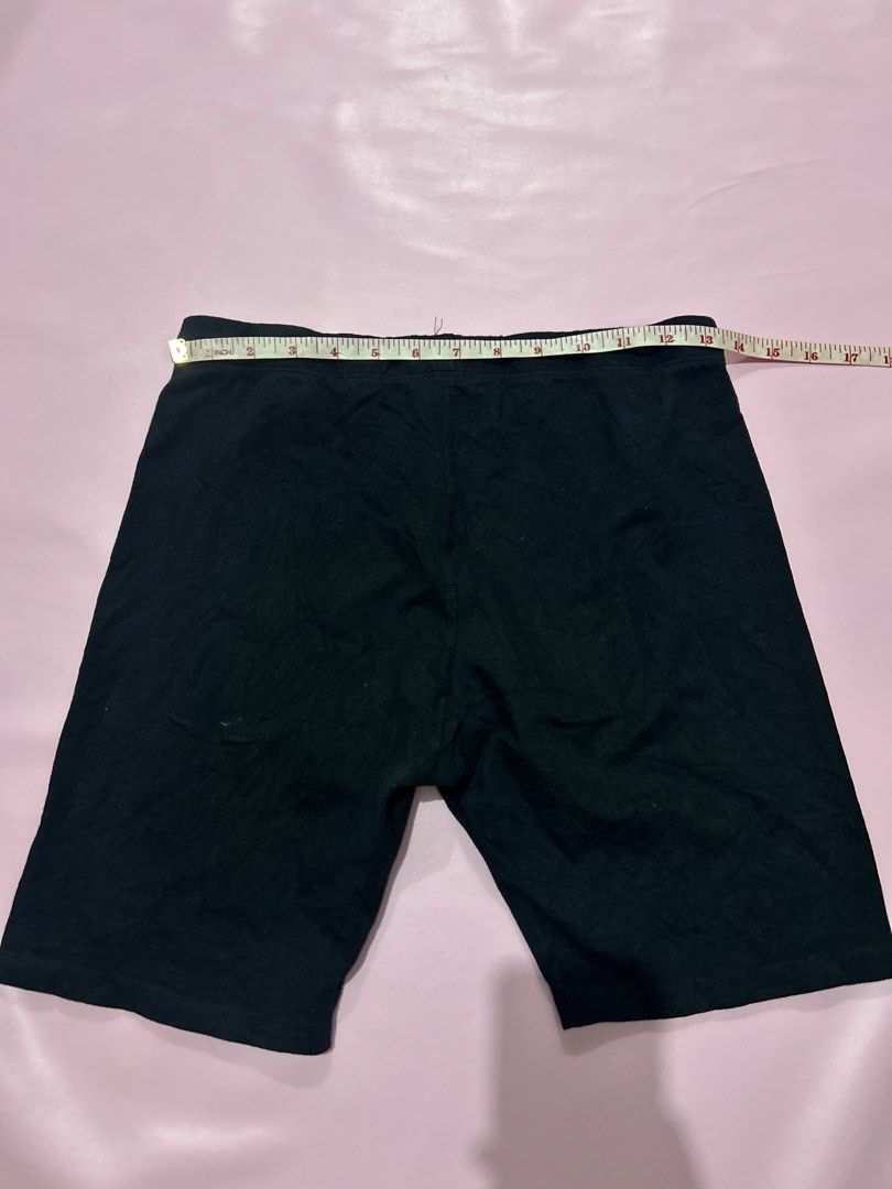 Champion Cycling Short (Category: Activewear) located in Manila. Submitted by chen_clybelles (Listing ID 1469709994, Image 3). Description: .