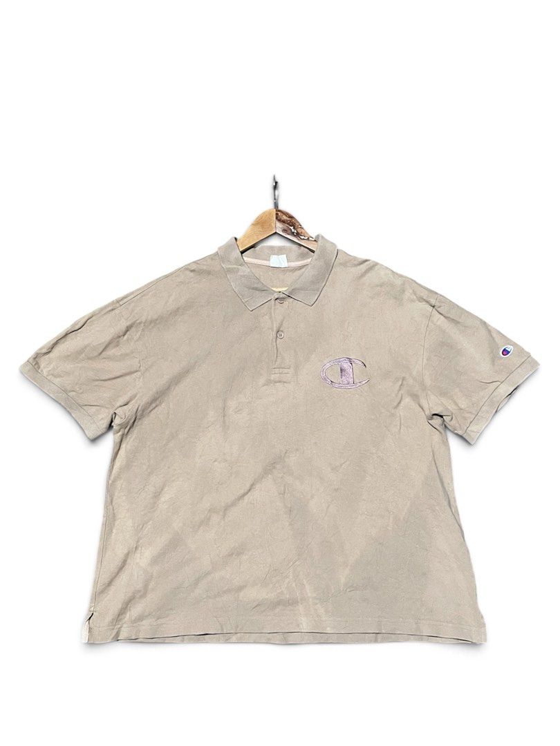 Champion Polo shirt (Category: Activewear) located in Munoz. Submitted by bb_jimbo0 (Listing ID 1469573508, Image 1). Description: M on tag Like new condition .