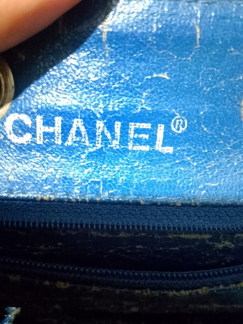 Chanel Denim Handbag with CC Logo Zipper Pull (Category: Luxury Bags & Wallets) located in Iloilo. Submitted by janillthrifted (Listing ID 1469697937, Image 3). Description: - Authentic denim handbag featuring classic quilted fabric and contrast stitching - Elegant silver hardware paired with a stylish chain strap - Iconic Chanel CC interlocking logo stamped on the zipper pull - Spacious casual everyday carryall with a distinct, trendy denim text