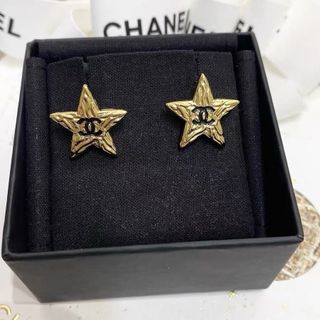 （分類：）位於 。 由 claudia.shop 提交（商品編號 1469611425，圖片 1）。簡介： 。
