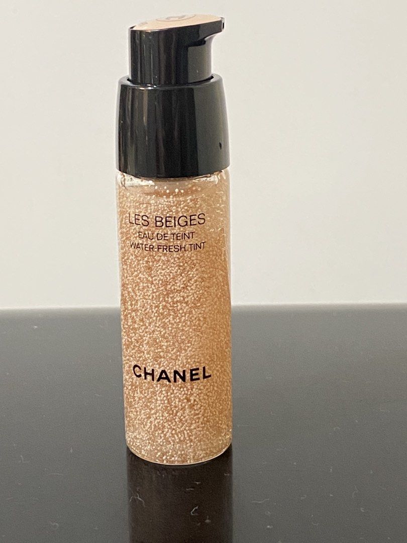 Chanel Les Beiges Water Fresh Tint - LIGHT (Category: Makeup) located in Pasay City. Submitted by trendystash (Listing ID 1469671505, Image 1). Description: Brand new 20 ml glass bottle .