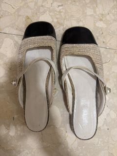 (Category: ) located in . Submitted by lemonpie2 (Listing ID 1469619235, Image 1). Description: .