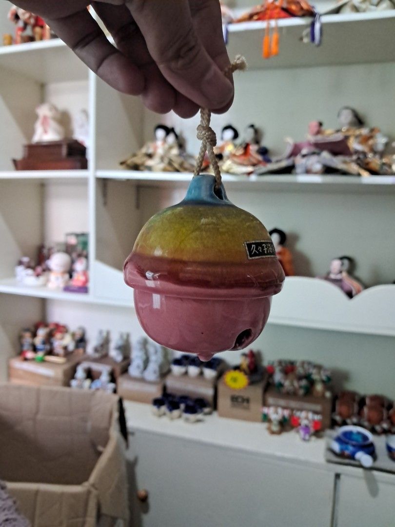 Charm bell (Category: Vintage Collectibles) located in Cavite. Submitted by secretjapansurplus (Listing ID 1469633980, Image 1). Description: .