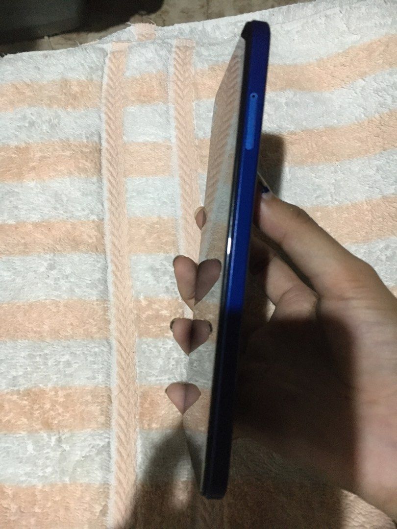 Cherry Mobile Aqua X 32GB - NO issue (Las Piñas) (Category: Android Others) located in Manila. Submitted by savannaaaaahh (Listing ID 1469714068, Image 3). Description: SPECS: ✔️ 32GB storage / 3GB RAM - smooth, no lag ✔️ Battery: makunat, great for daily use ✔️ Dual SIM, WiFi & Data working ✔️ All working: speaker, mic, power/volume buttons, fingerprint, face unlock ✔️ Camera is clear front & back ✔️ INCLUSION: case + charger ✔️ CONDITION: NO is