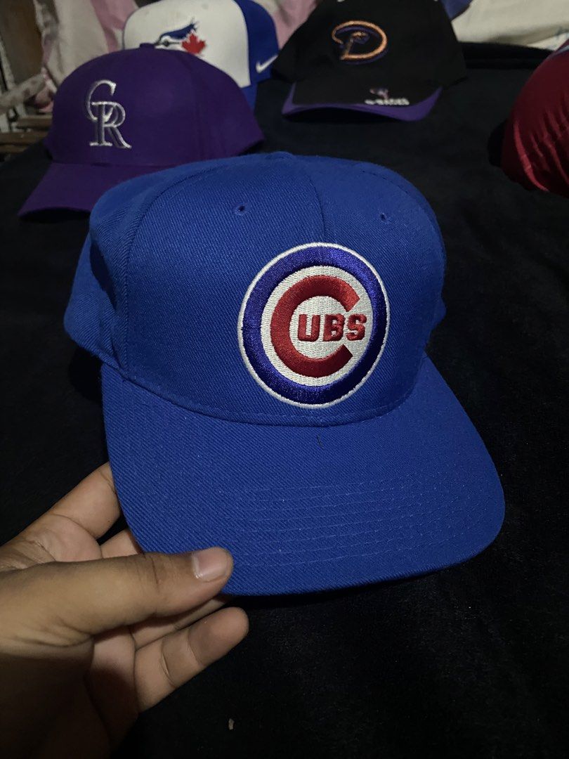 Chicago Cubs MLB Royal Blue Baseball Cap Hat (Category: Caps & Hats) located in Naga. Submitted by salakot4400 (Listing ID 1469742968, Image 1). Description: - Authentic Chicago Cubs baseball cap in a vibrant royal blue - Classic embroidered team logo on the front - Trendy flat brim style with structured panels - Top eyelets included for breathability and ventilation - Clean overall condition (Note: Listing is for the blue Cubs hat only).