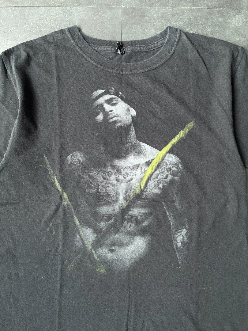 Chris Brown Between the Streets Tee Shirt (Category: Tshirts & Polo Shirts ) located in Cabuyao City. Submitted by hesovint. (Listing ID 1469681111, Image 3). Description: IG: heso.vint Flaw: signs of use Fits: S width: 18 length: 25 sleeve (pit to cuff): unit: inches +sf.