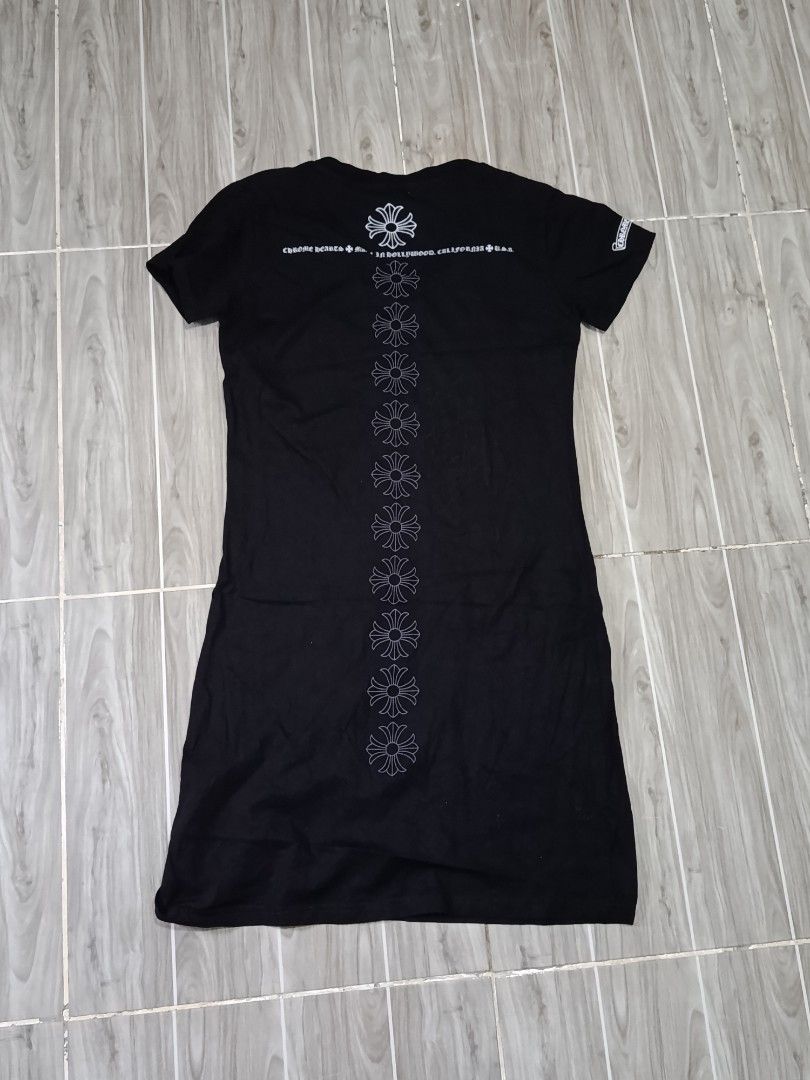 CHROME HEARTS DRESS TSHIRT (freeshipping) (Category: Dresses) located in Quezon City. Submitted by gyl-stop (Listing ID 1469651956, Image 2). Description: free shipping 16.5 x 33.5 excellent condi cr: 9.8/10 issue: none.
