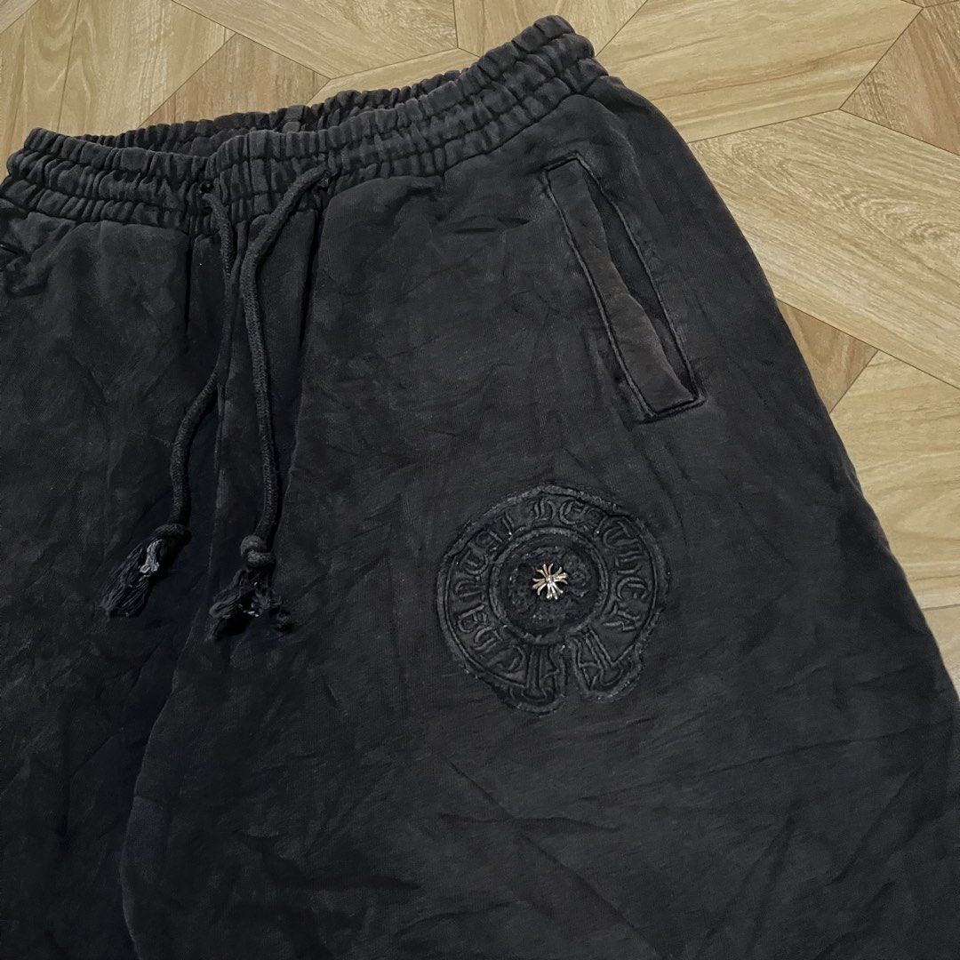 Chrome Hearts Sweatshort (Category: Shorts) located in Cavite. Submitted by sacmaestro444 (Listing ID 1469692045, Image 2). Description: good condition 8/10 colorate no issue .