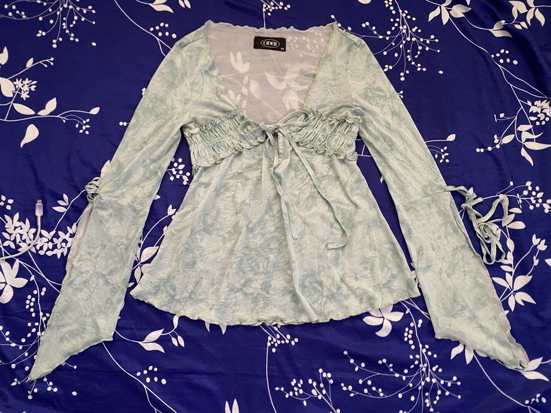 CIDER FAIRYCORE (Category: Others Tops) located in Batangas. Submitted by khazersobranglegit (Listing ID 1469638676, Image 2). Description: XS ON TAG .
