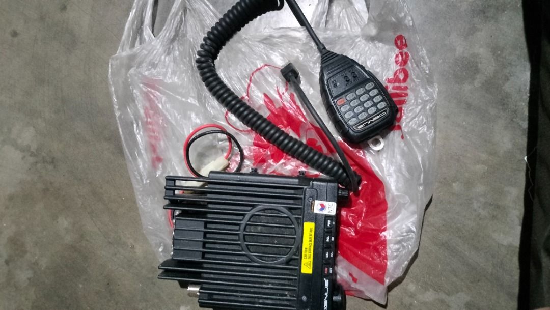 Cignus CG-808 Mobile / Base Radio (transceiver) (Category: Walkie-Talkie) located in Caloocan City. Submitted by swift_tripthriftz (Listing ID 1469695405, Image 3). Description: - Authentic Cignus mobile transceiver unit with heavy-duty black metal casing - Includes built-in cooling fan, power cables, antenna connector, and DTMF handheld mic with keypad - Fully tested: powers up properly and all buttons click and function well - Perfect for vehic
