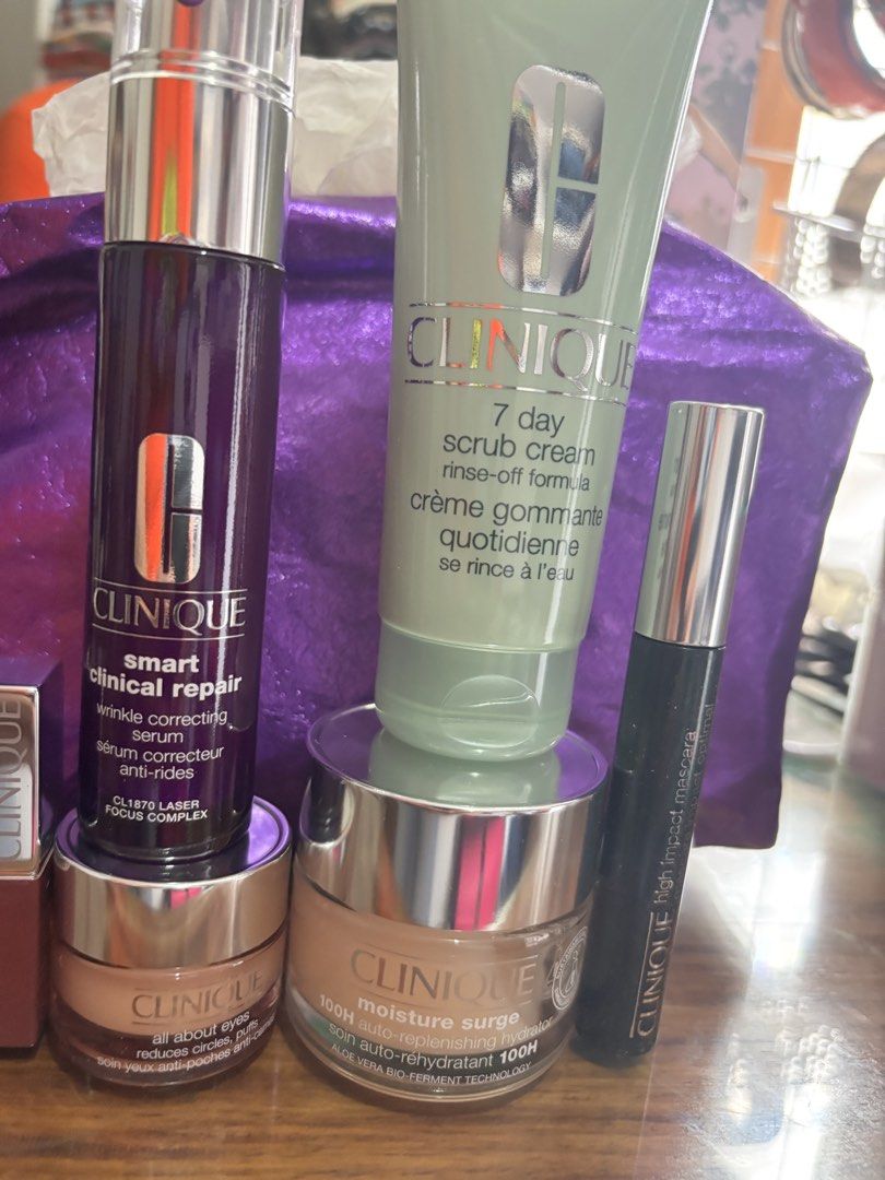 Clinuque original (Category: Face Care) located in Quezon City. Submitted by miss.fullmoon (Listing ID 1469588813, Image 3). Description: Set of 5 clinique skin and beauty products.