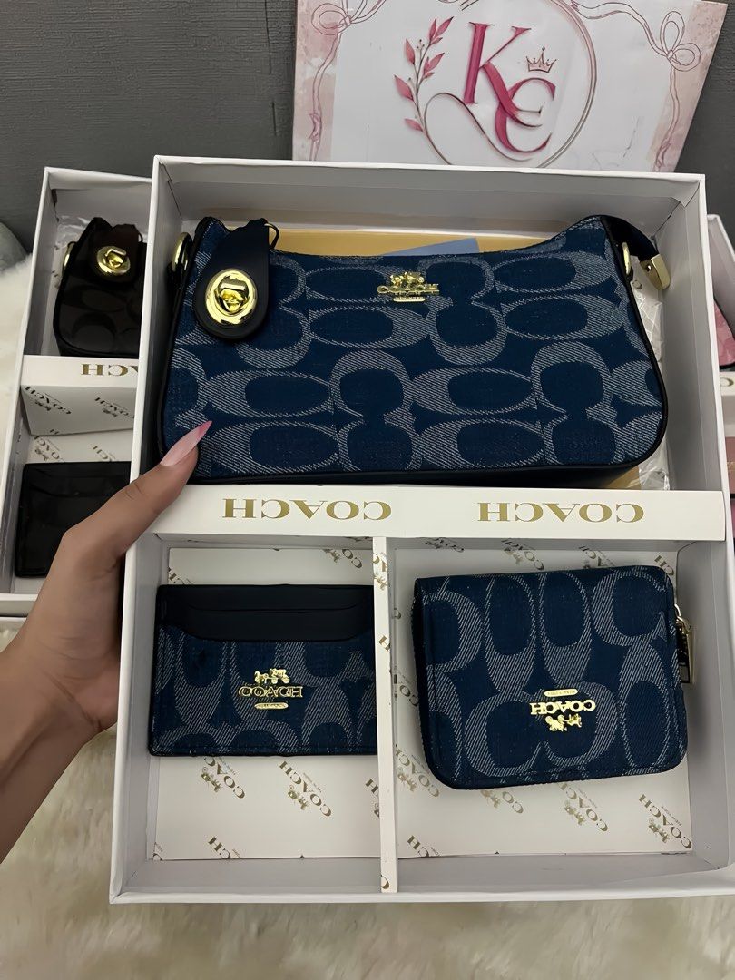 Coach Bag & Wallet Gift Set 🎁 | Gift-Ready Set (Category: Luxury Bags & Wallets) located in Manila. Submitted by noiredeboutique (Listing ID 1469725295, Image 3). Description: 🎀 COACH BAG & WALLET GIFT SET 🎀 Looking for a cute and elegant gift for yourself or someone special? 🛍️💗 ✨ Stylish bag and matching wallet set 🎁 Perfect for birthdays, anniversaries, and special occasions 💖 Available in different colors and designs 📦 Gift box includ