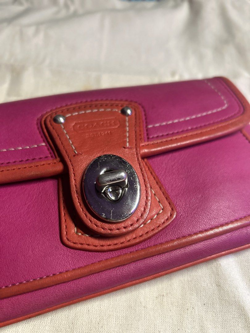 Coach Legacy Convertible Belt Bag (Category: Cross-body Bags) located in Manila. Submitted by y2k.obviously (Listing ID 1469687619, Image 3). Description: 🍓 so pretty in person 🍓 can fit iphone regular 🔴 no strap but can be use as clutch bag 📍Manila .